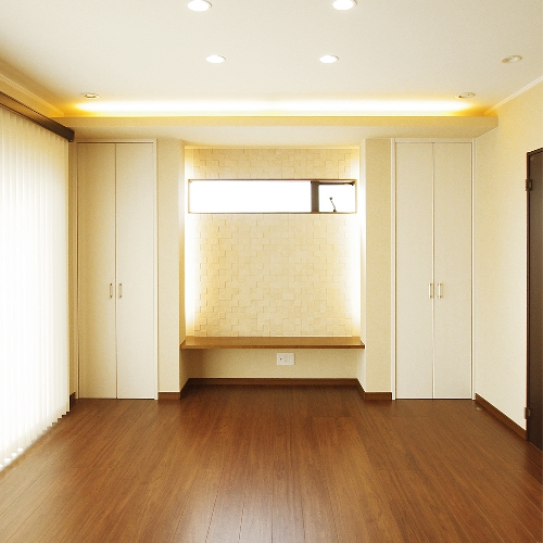 小屋裏収納、ファミリークロークなど<br>収納にこだわった6人家族の家
